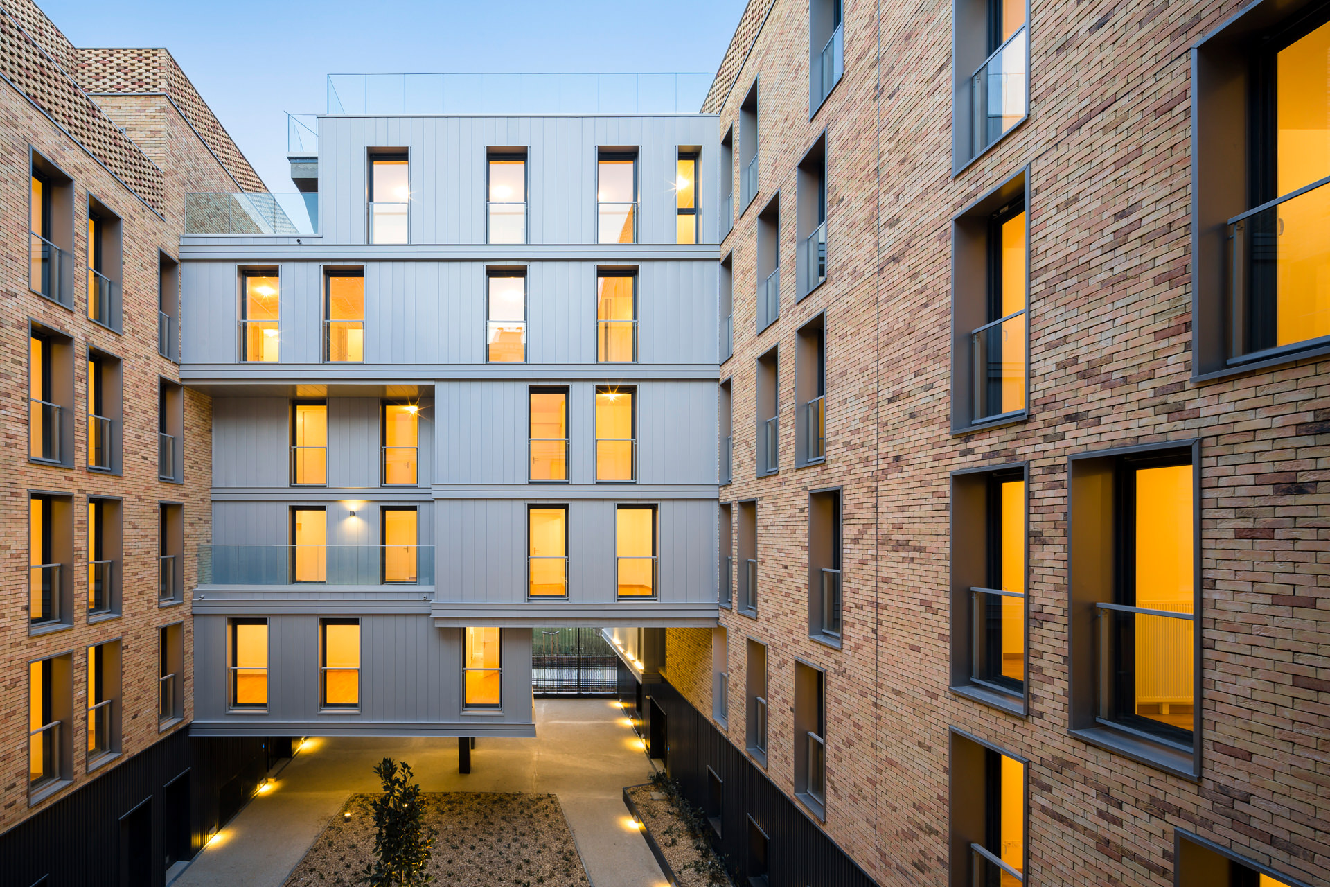 109 LOGEMENTS, PARIS XV-14