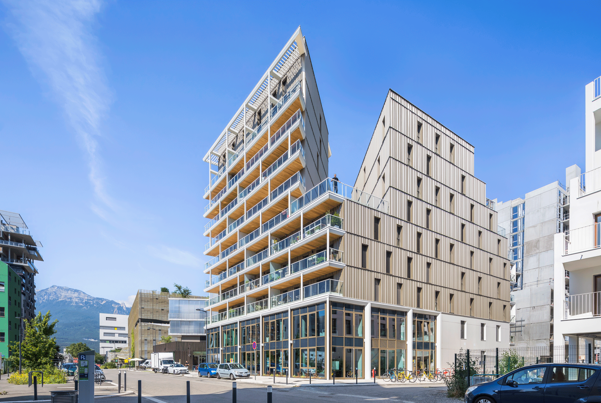 IMMEUBLE PASSIF, 44 LOGEMENTS ET BUREAUX, GRENOBLE-9
